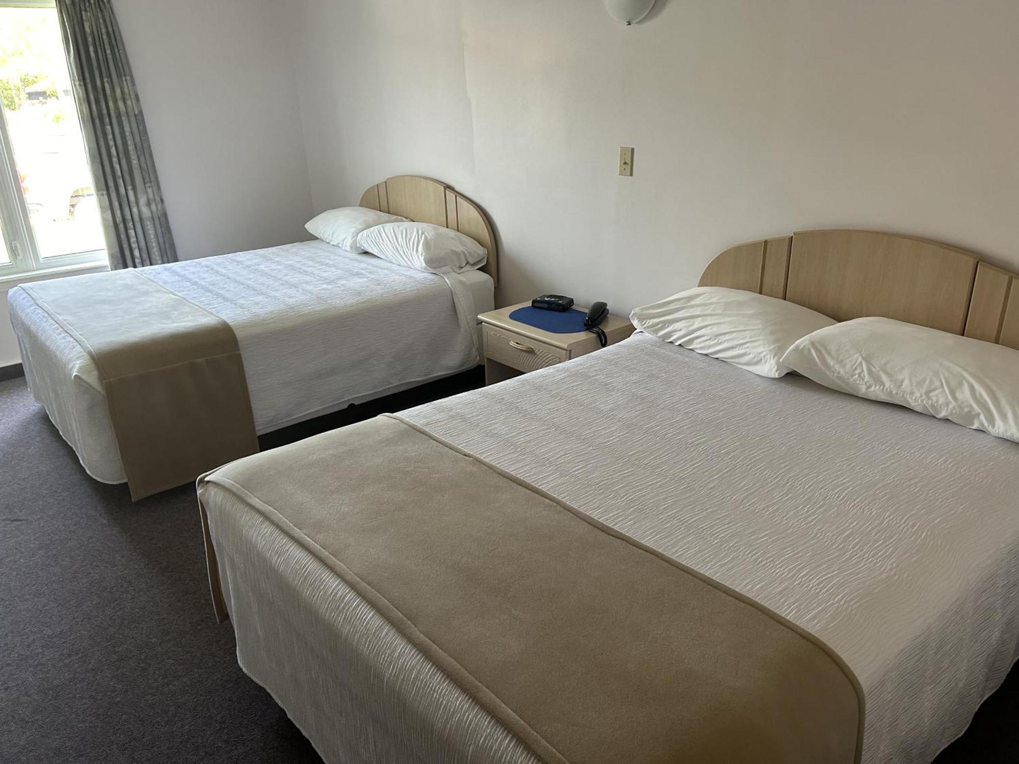 Centennial Motel Sauble Beach Eksteriør billede